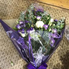 Traditional Gift Wrap bouquet